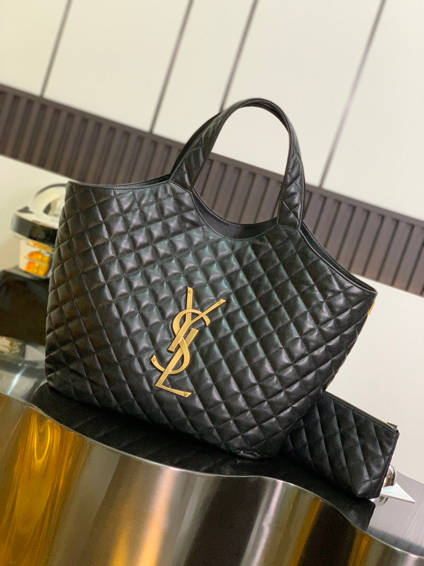 YSL2037